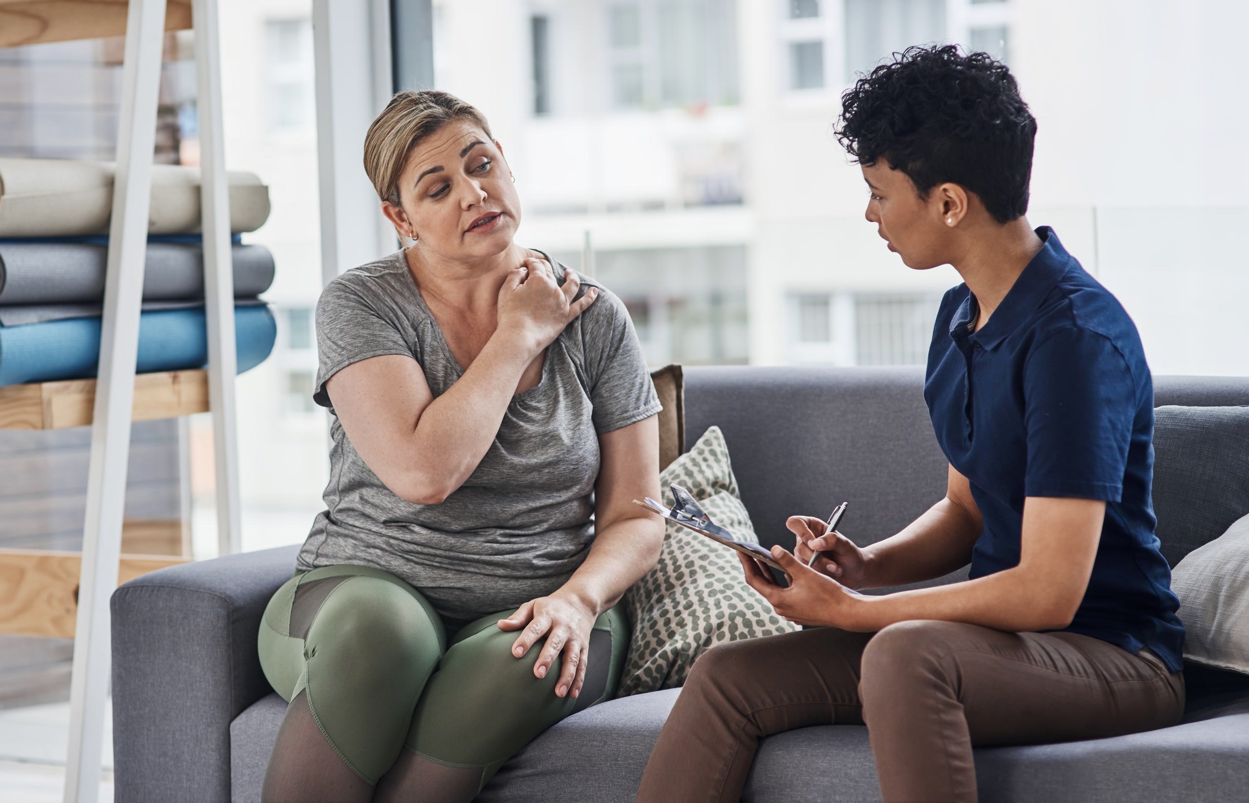 Allied health professional completing an everyday function assessment